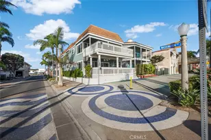 700 E Oceanfront, Newport Beach, CA 92661 - Photo 8