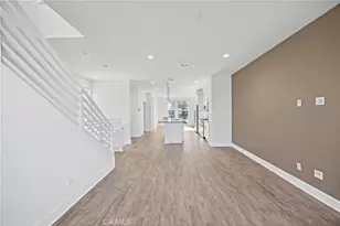 645 W 17th St, Costa Mesa, CA 92627 - Photo 12