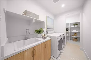 112 Oakstone, Irvine, CA 92618 - Photo 32