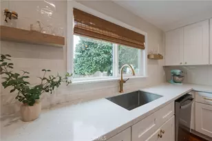 8262 Noble, Huntington Beach, CA 92647 - Photo 12