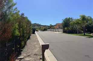 27370 Stonehenge, Hemet, CA 92544 - Photo 68