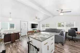 327 W Wilson, Costa Mesa, CA 92627 - Photo 2