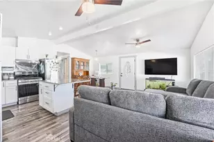 327 W Wilson, Costa Mesa, CA 92627 - Photo 4