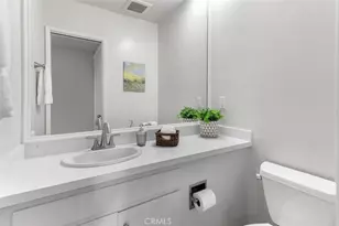 10396 Almayo Ave, Los Angeles, CA 90064 - Photo 22