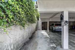 10396 Almayo Ave, Los Angeles, CA 90064 - Photo 52