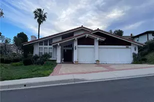 2733 N Vista Knoll Rd, Orange, CA 92867 - Photo 1