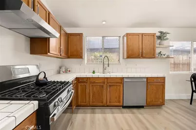 4906 Shadow Stone Drive, Bakersfield, CA 93313 - Photo 18