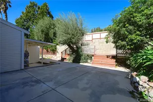 2423 Rockdell, La Crescenta, CA 91214 - Photo 36