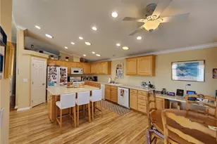 9850 Garfield, Huntington Beach, CA 92646 - Photo 6