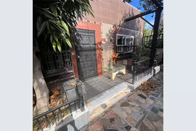 2949 S Harcourt, Los Angeles, CA 90016 - Photo 4