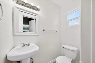 3119 W 76th, Los Angeles, CA 90043 - Photo 20