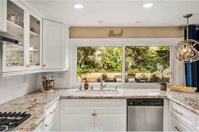 22 Hunter, Irvine, CA 92620 - Photo 14