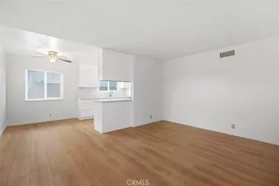 10276 Falcon, Fountain Valley, CA 92708 - Photo 12