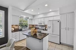 2212 Crescent Oak, Irvine, CA 92618 - Photo 18