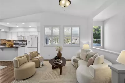 2212 Crescent Oak, Irvine, CA 92618 - Photo 4