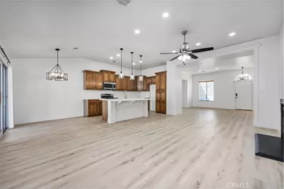 10302 Willow Bend Court, Bakersfield, CA 93312 - Photo 12