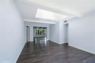 22054 Crespi St, Woodland Hills, CA 91364 - Photo 8