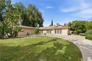 22054 Crespi St, Woodland Hills, CA 91364 - Photo 24
