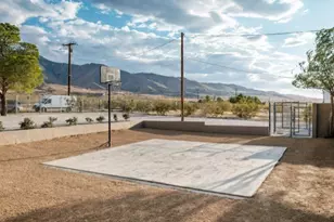 30280 Bourbon Rd, Lucerne Valley, CA 92356 - Photo 20