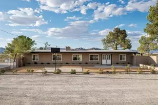 30280 Bourbon Rd, Lucerne Valley, CA 92356 - Photo 2
