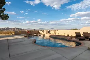 30280 Bourbon Rd, Lucerne Valley, CA 92356 - Photo 10
