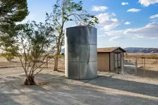 30280 Bourbon Rd, Lucerne Valley, CA 92356 - Photo 16