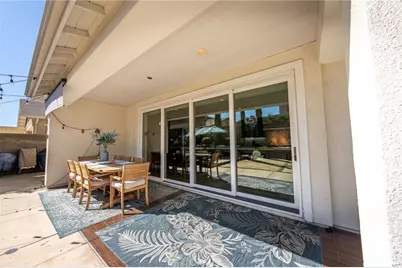 106 Aims, Irvine, CA 92618 - Photo 28