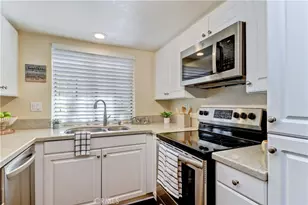 25541 Indian Hill, Laguna Hills, CA 92653 - Photo 10