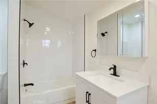 122 N Bewley St, Santa Ana, CA 92703 - Photo 28