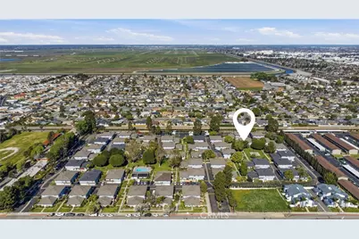 16395 Del Oro Circle, Huntington Beach, CA 92649 - Photo 36