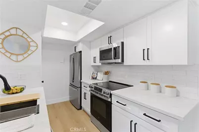 16395 Del Oro Circle, Huntington Beach, CA 92649 - Photo 12