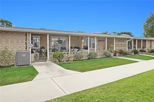 1371 Oakmont Rd, Seal Beach, CA 90740 - Photo 2