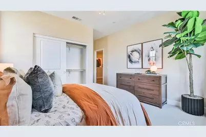 27419 Shining Willow Lane, Valencia, CA 91381 - Photo 16