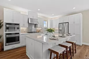 908 Chinon, Irvine, CA 92618 - Photo 2