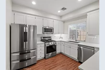 14632 Glenridge Court, Sylmar, CA 91342 - Photo 2