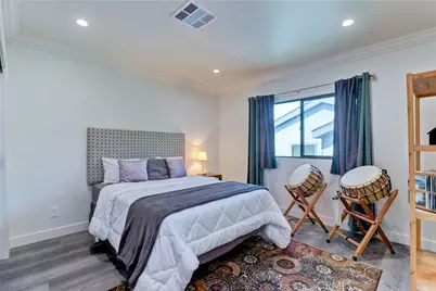 223 N. St. Andrews, Los Angeles, CA 90004 - Photo 38