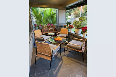 223 N. St. Andrews, Los Angeles, CA 90004 - Photo 4