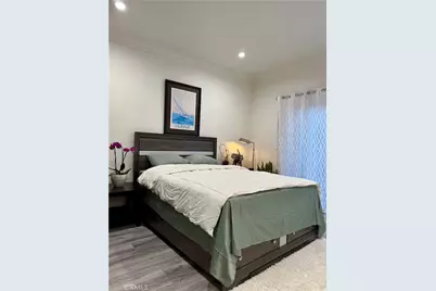 223 N. St. Andrews, Los Angeles, CA 90004 - Photo 22