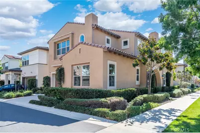 94 Swift, Irvine, CA 92618 - Photo 2