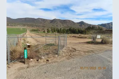 19243 Whitehaven, Hesperia, CA 92345 - Photo 2