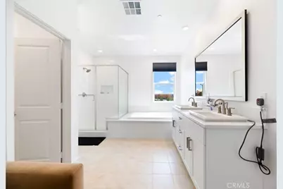 188 Merit, Irvine, CA 92618 - Photo 12