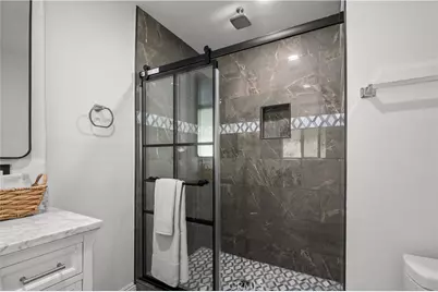 638 N Buttonwood, Anaheim, CA 92805 - Photo 28