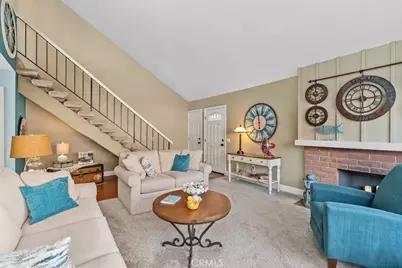 11608 Onyx, Cypress, CA 90630 - Photo 10