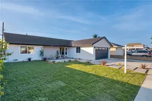 14481 Fairview Ln, Huntington Beach, CA 92647 - Photo 2