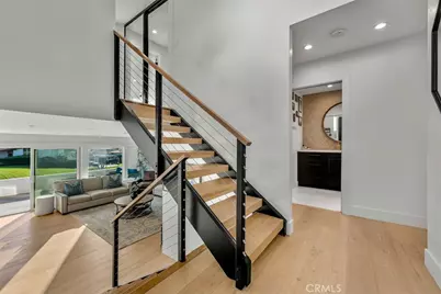 2111 Vista Entrada, Newport Beach, CA 92660 - Photo 4