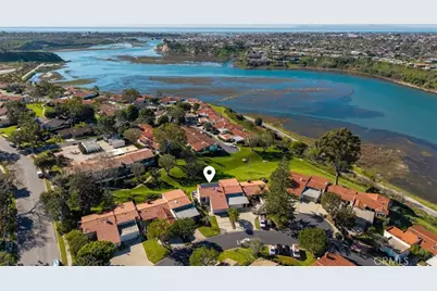 2111 Vista Entrada, Newport Beach, CA 92660 - Photo 26