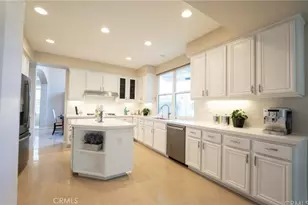 9 Willowglade, Trabuco Canyon, CA 92679 - Photo 4