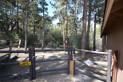 889 McAlister Road, Big Bear Lake, CA 92314 - Photo 32