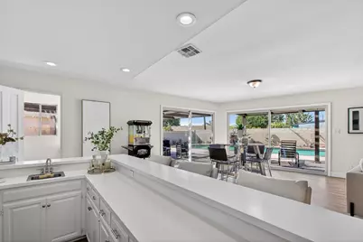 2610 N Deodar, Santa Ana, CA 92705 - Photo 20