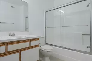 305 Huntington, Irvine, CA 92620 - Photo 24